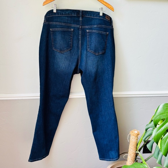 Ralph Lauren Modern Straight Denim Jeans - Picture 2 of 7